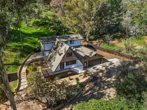 Exterior - 11618 Johnson Lake Rd, Lakeside, CA 92040 photo 2 of 3