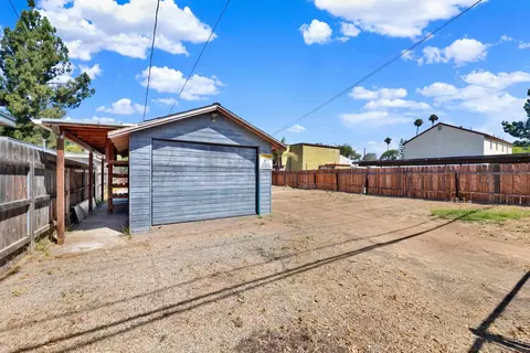 Exterior - 127 W 5th Ave, Escondido, CA 92025 photo 10 of 11