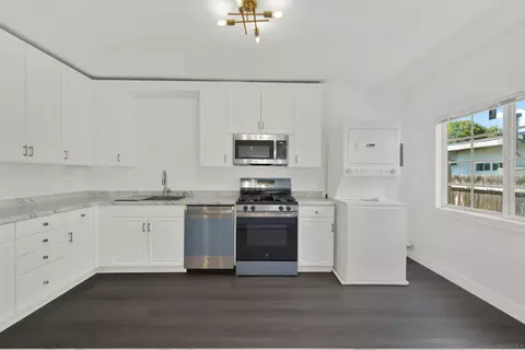 Kitchen - 127 W 5th Ave, Escondido, CA 92025 photo 1 of 4