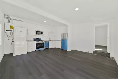 Kitchen - 127 W 5th Ave, Escondido, CA 92025 photo 4 of 4
