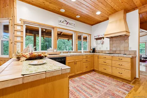 Kitchen - 4518 Pine Ridge Ave, Julian, CA 92036 photo 3 of 3