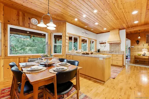 Dining - 4518 Pine Ridge Ave, Julian, CA 92036 photo 3 of 4