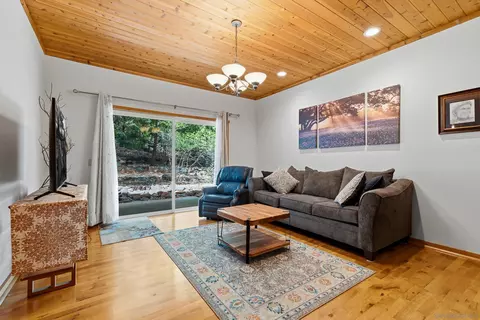 Living - 4518 Pine Ridge Ave, Julian, CA 92036 photo 2 of 5