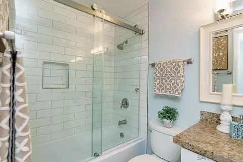 Bath - 10760 N Magnolia Ave #B7, Santee, CA 92071 photo 2 of 2