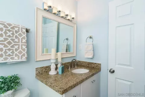 Bath - 10760 N Magnolia Ave #B7, Santee, CA 92071 photo 1 of 2