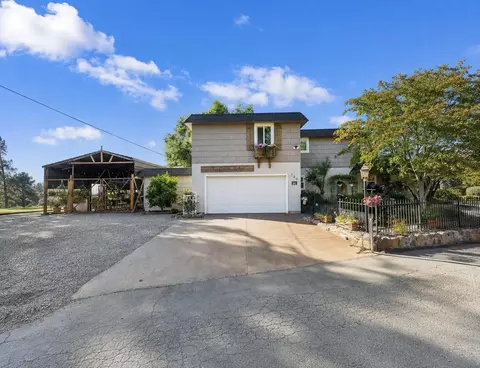 Exterior - 720 Sky Mountain Ln, Alpine, CA 91901 photo 5 of 31
