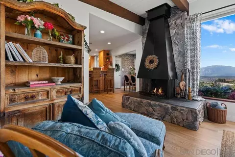 Living - 720 Sky Mountain Ln, Alpine, CA 91901 photo 5 of 7