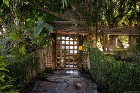 Exterior - 353 Glenmont, Solana Beach, CA 92075 photo 6 of 15