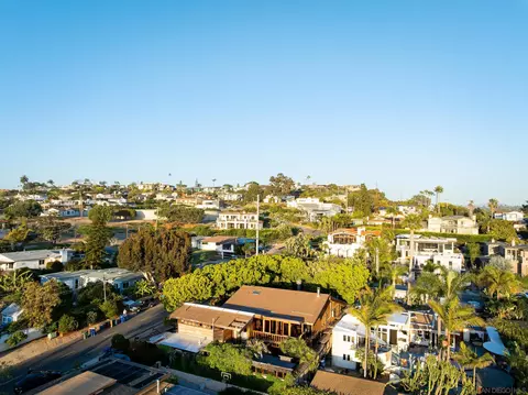 View/Area - 353 Glenmont, Solana Beach, CA 92075 photo 2 of 4