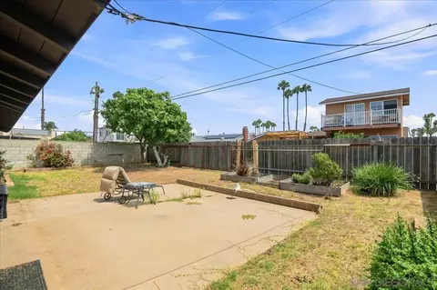 Exterior - 1325 5th St, Imperial Beach, CA 91932 photo 1 of 3