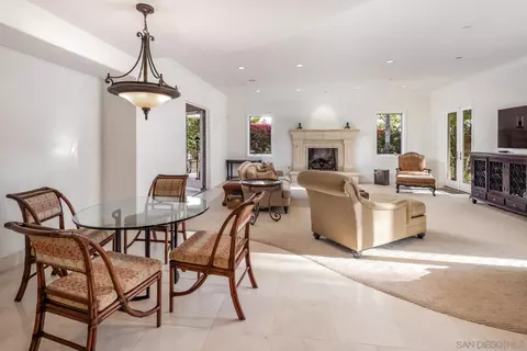 Dining - 1299 Urania Ave, Encinitas, CA 92024 photo 3 of 3