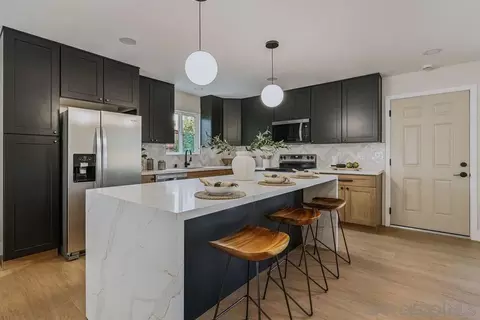 Kitchen - 5994 Amaya Dr, La Mesa, CA 91942 photo 5 of 10