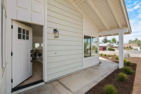 11417 Poblado Rd, San Diego, CA 92127