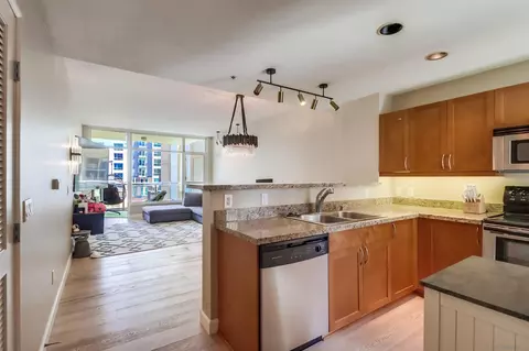 427 9th Ave #409, San Diego, CA 92101