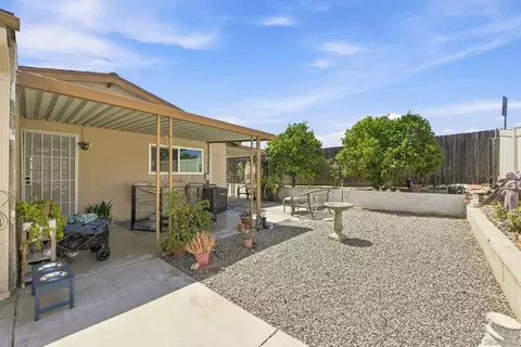 Exterior - 3719 Mira Pacific Dr, Oceanside, CA 92056 photo 2 of 7