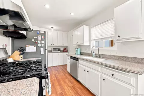 Kitchen - 3719 Mira Pacific Dr, Oceanside, CA 92056 photo 2 of 3