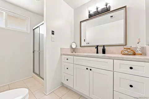 Bath - 3719 Mira Pacific Dr, Oceanside, CA 92056 photo 1 of 3