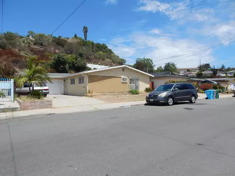 5174 Streamview Dr, San Diego, CA 92105