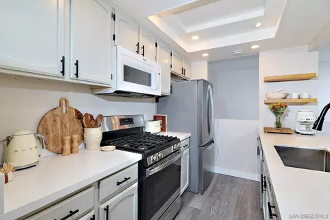 Kitchen - 353 Windy Ln, Vista, CA 92083 photo 3 of 3