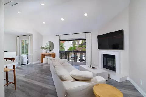 Living - 353 Windy Ln, Vista, CA 92083 photo 2 of 2