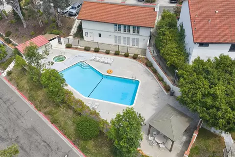Exterior - 353 Windy Ln, Vista, CA 92083 photo 4 of 4