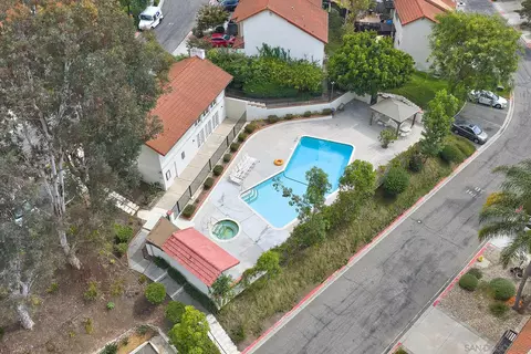 View/Area - 353 Windy Ln, Vista, CA 92083 photo 2 of 5