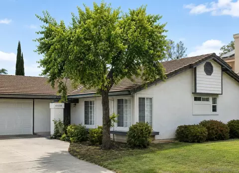 1134 Catspaw Pl, Escondido, CA 92029