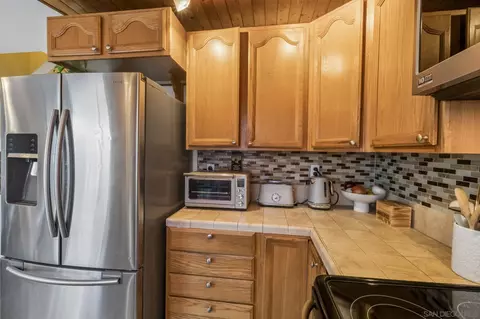 Kitchen - 10657 Prince Carlos Ln, Santee, CA 92071 photo 3 of 3