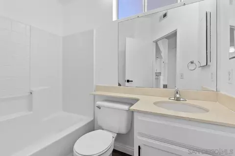 Bath - 320 Isthmus #27, Oceanside, CA 92058 photo 1 of 3