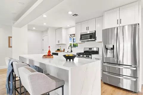 Kitchen - 7918 Linen Dr, Santee, CA 92071 photo 6 of 6
