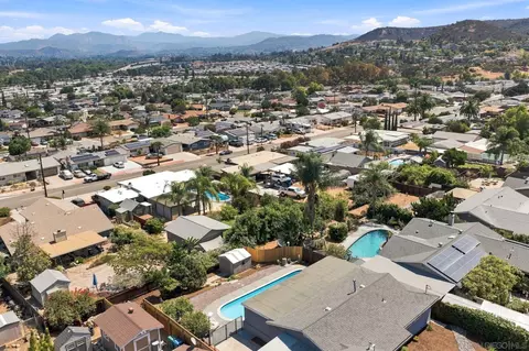 View/Area - 7918 Linen Dr, Santee, CA 92071 photo 2 of 4