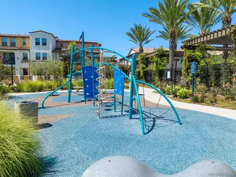 Exterior - 1832 Mesquite Way, Oceanside, CA 92056 photo 9 of 10
