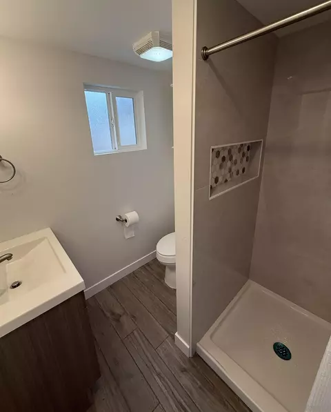 Bath - 316 S Ditmar, Oceanside, CA 92054 photo 6 of 6