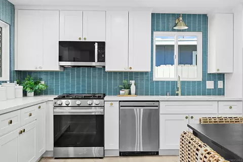Kitchen - 316 S Ditmar, Oceanside, CA 92054 photo 2 of 4