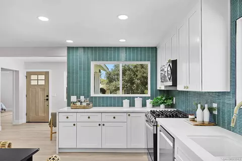 Kitchen - 316 S Ditmar, Oceanside, CA 92054 photo 3 of 4