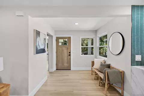 Entry Way - 316 S Ditmar, Oceanside, CA 92054 photo 1 of 1