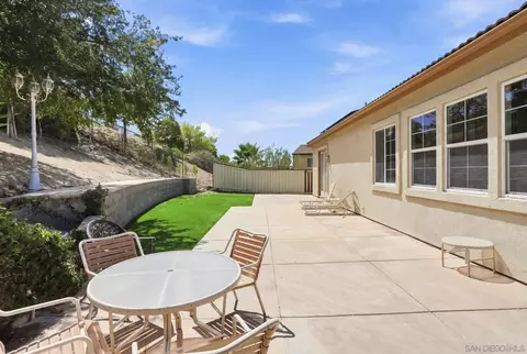 Exterior - 317 Valley Hts, Oceanside, CA 92057 photo 6 of 8