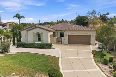 Exterior - 317 Valley Hts, Oceanside, CA 92057 photo 8 of 8