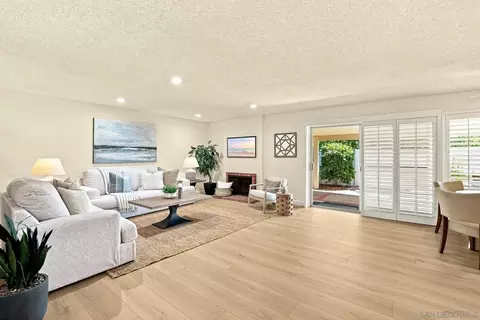 Living - 4233 Dawn Ln, Oceanside, CA 92056 photo 2 of 5