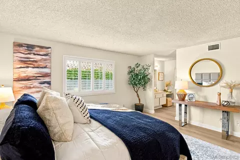 Bedroom - 4233 Dawn Ln, Oceanside, CA 92056 photo 1 of 6