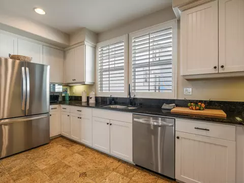 Kitchen - 790 Harbor Cliff Way #191, Oceanside, CA 92054 photo 5 of 5