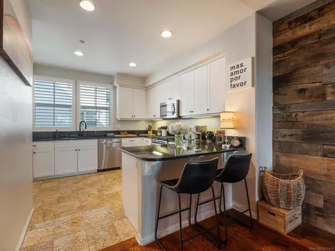 Kitchen - 790 Harbor Cliff Way #191, Oceanside, CA 92054 photo 1 of 5