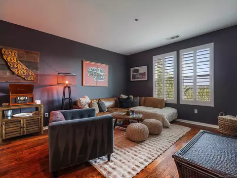 Living - 790 Harbor Cliff Way #191, Oceanside, CA 92054 photo 2 of 5