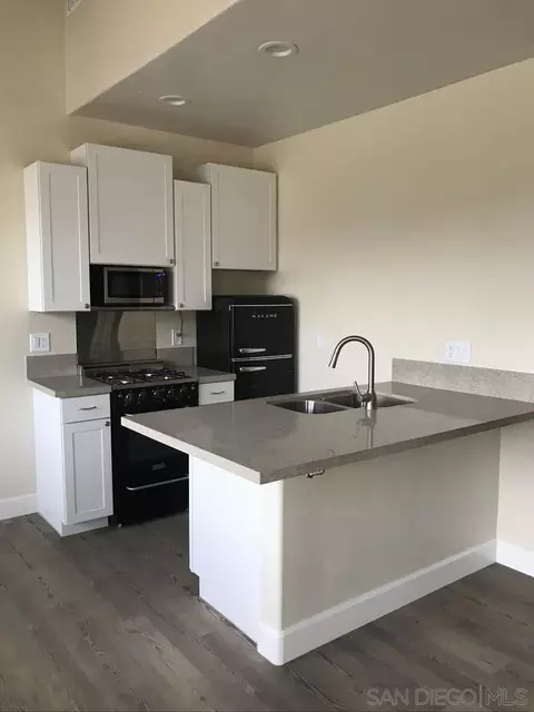 Kitchen - 12252 Highway 67, Lakeside, CA 92040 photo 6 of 6