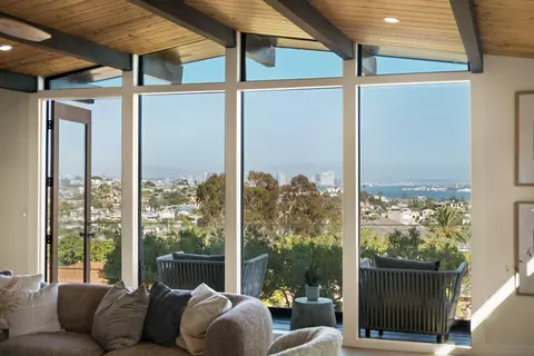 3992 La Cresta, San Diego, CA 92107