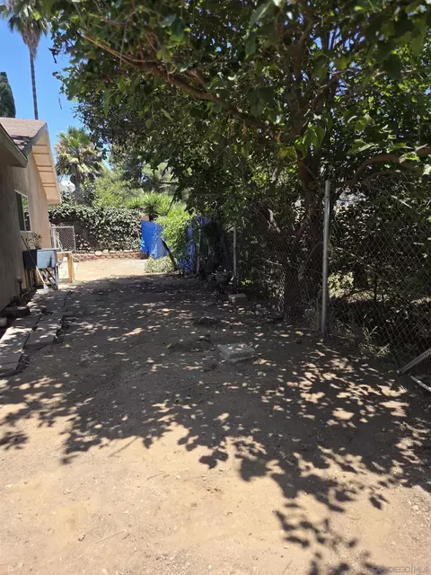 Exterior - 1145-47 Jamacha Ln, Spring Valley, CA 91977 photo 5 of 8