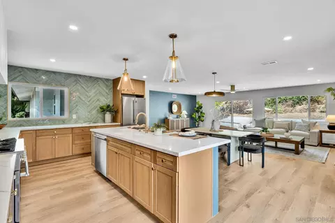 5295 Joan Ct, San Diego, CA 92115