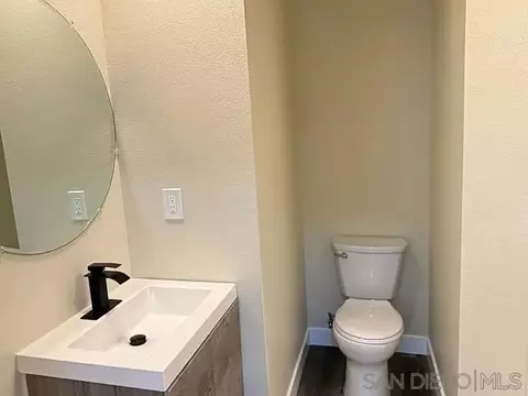 Bath - 1413 Shoshone St, Oceanside, CA 92058 photo 1 of 5