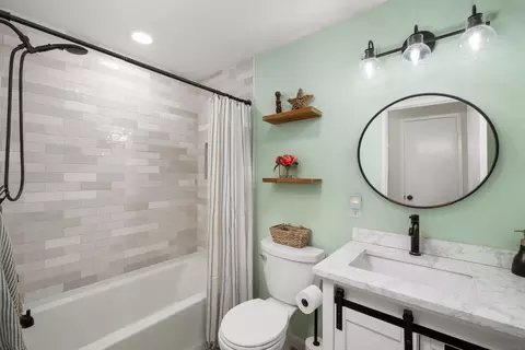 Bath - 9140 Inverness, Santee, CA 92071 photo 2 of 2