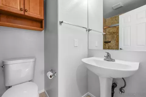 Bath - 9910 Mollie, Santee, CA 92071 photo 1 of 3